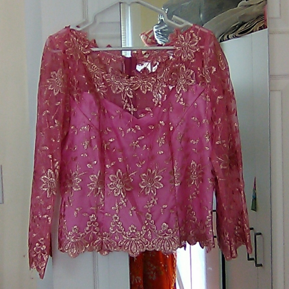 Traditional Cambodian/Khmer Top